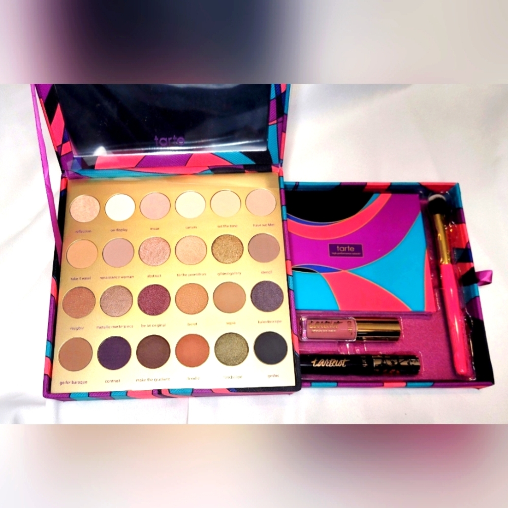 Tarte Works of Tarte Holiday 2016